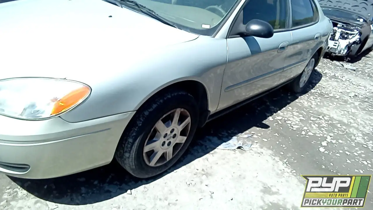 Photo of 2006 Ford Taurus