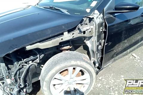 Photo of 2015 Chrysler 200
