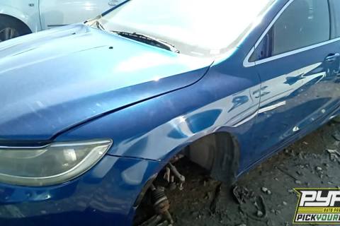 Photo of 2015 Chrysler 200