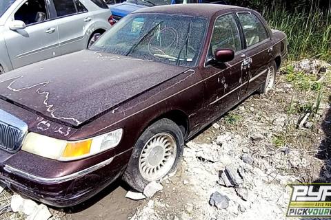 Photo of 2001 Mercury Grand Marquis