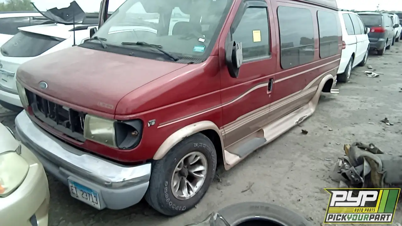 Photo of 2001 Ford E-150 Econoline Club Wagon