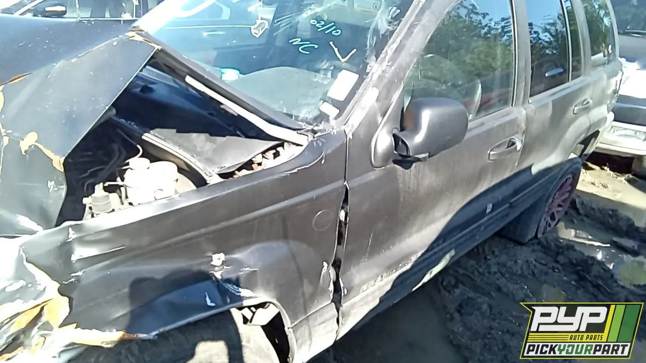 Photo of 2004 Jeep Grand Cherokee