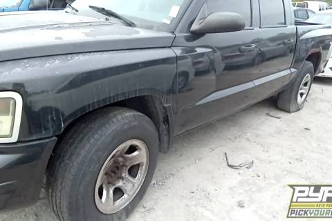 Photo of 2010 Dodge Dakota