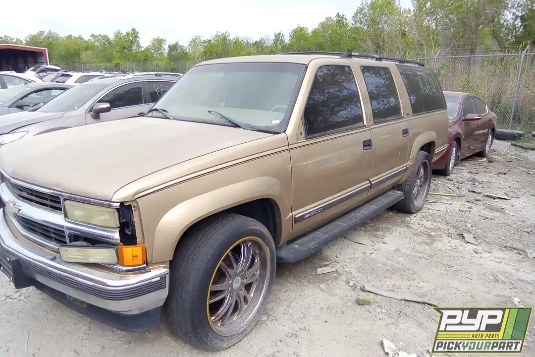 Photo of 1999 Chevrolet K1500 Suburban