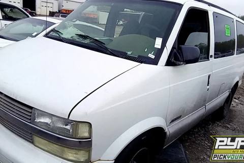 Photo of 2002 Chevrolet Astro