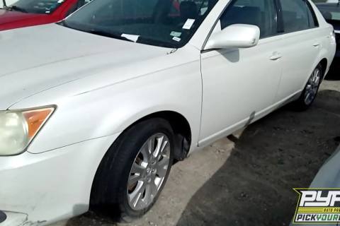 Photo of 2010 Toyota Avalon