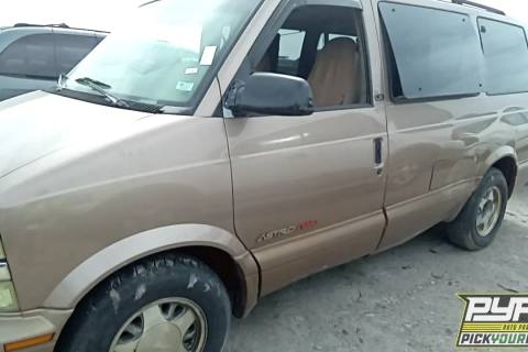 Photo of 2002 Chevrolet Astro