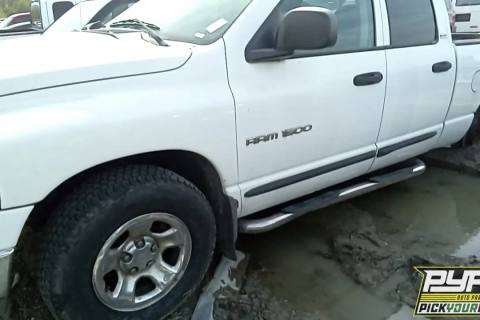 Photo of 2002 Dodge Ram 1500