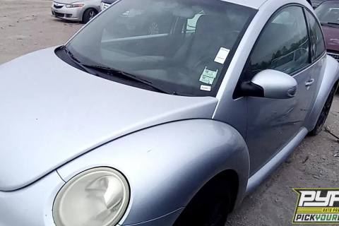 Photo of 2004 Volkswagen Beetle