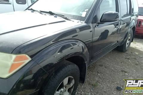 Photo of 2006 Nissan Pathfinder