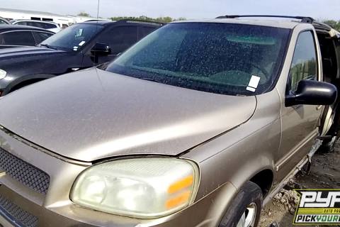 Photo of 2005 Chevrolet Uplander
