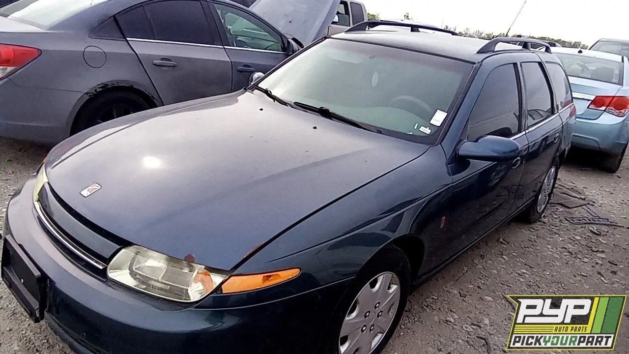 Photo of 2002 Saturn Lw200