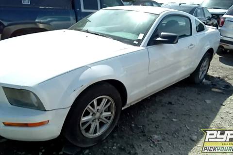 Photo of 2008 Ford Mustang