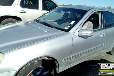 Photo of 2002 Mercedes-Benz C320