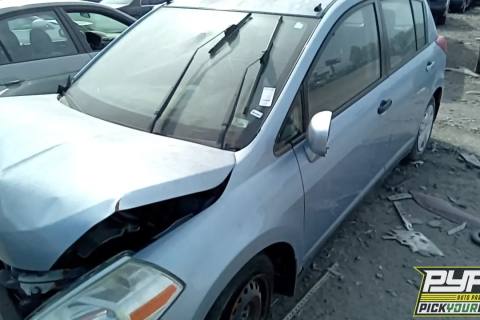Photo of 2011 Nissan Versa