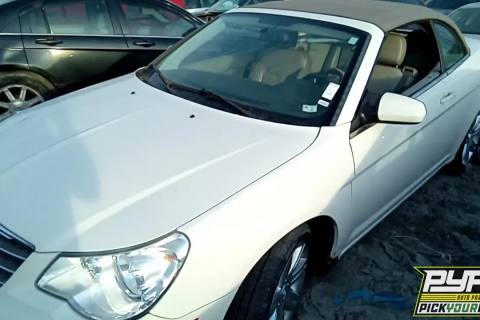 Photo of 2010 Chrysler Sebring