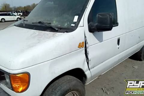 Photo of 2005 Ford E-250
