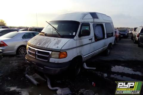 Photo of 1999 Dodge Ram 1500 Van