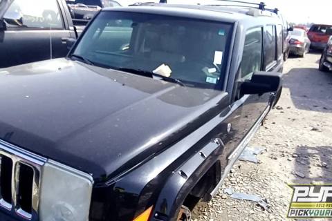 Photo of 2006 Jeep Commander