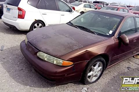 Photo of 2000 Oldsmobile Alero
