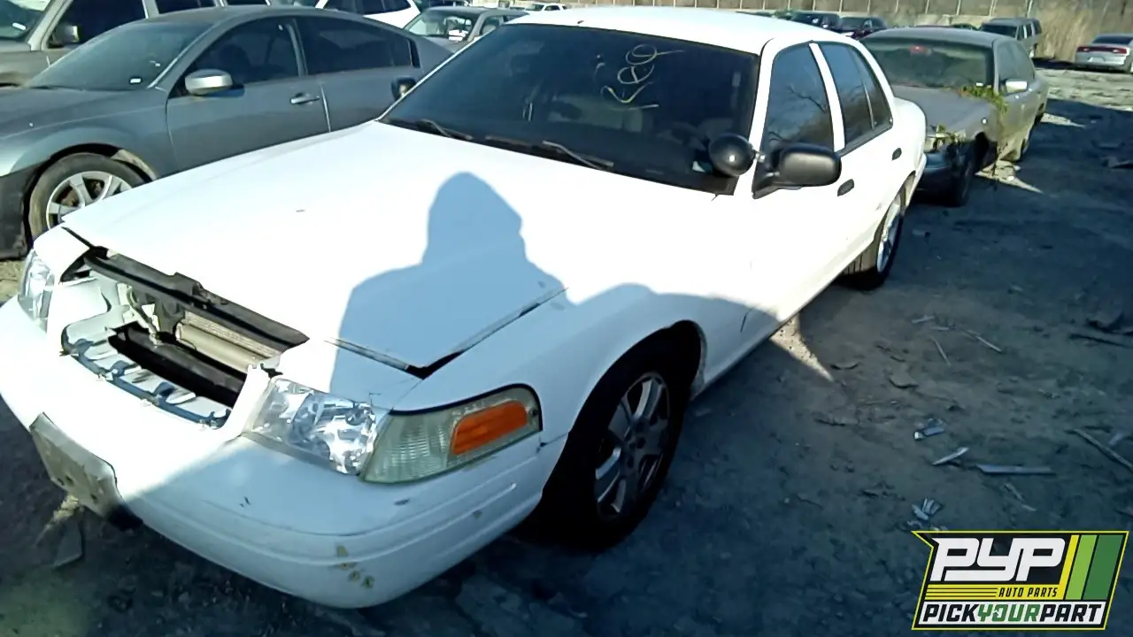 Photo of 2009 Ford Crown Victoria