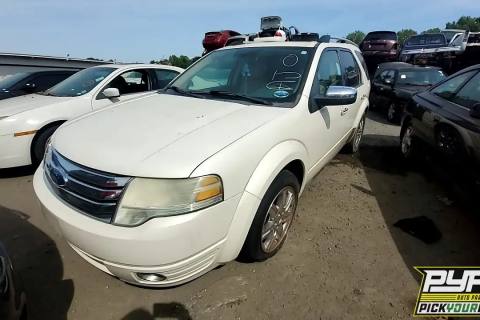 Photo of 2009 Ford Taurus X
