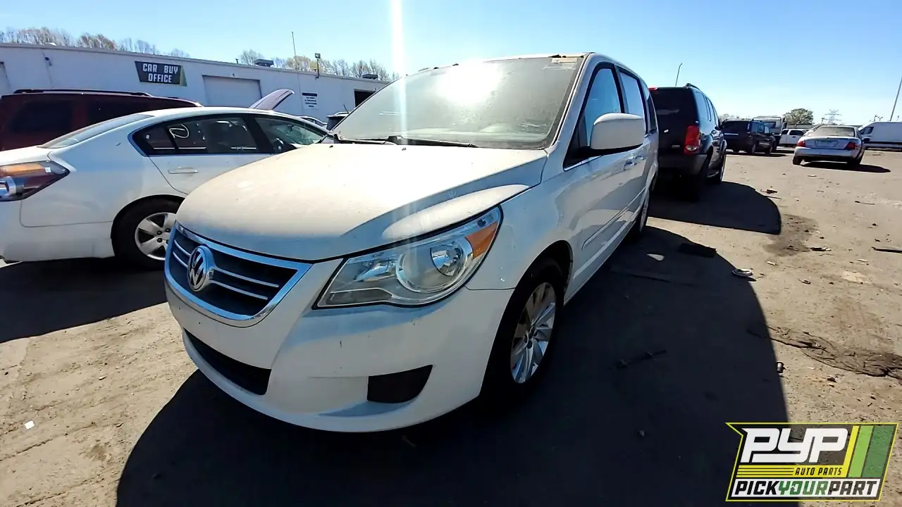 Photo of 2012 Volkswagen Routan