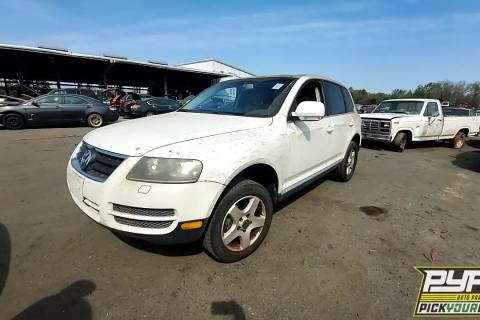 Photo of 2006 Volkswagen Touareg