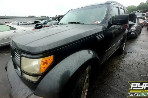 Photo of 2010 Dodge Nitro