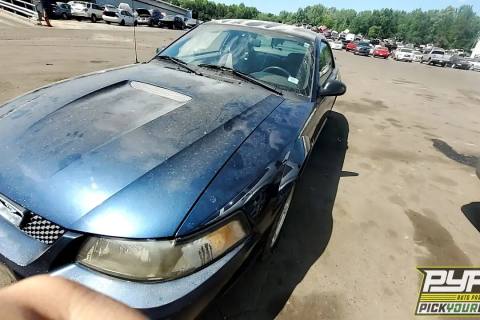 Photo of 2002 Ford Mustang