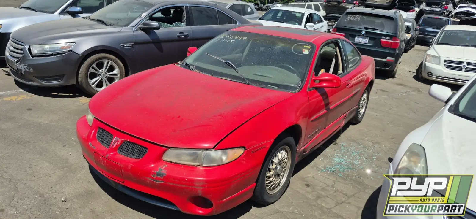 Photo of 1997 Pontiac Grand Prix