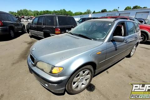 Photo of 2005 Bmw 325Xi