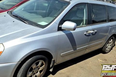 Photo of 2008 Kia Sedona