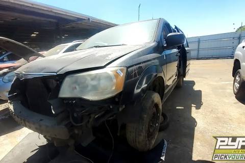 Photo of 2008 Chrysler Town & Country