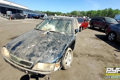 Photo of 2002 Infiniti G20