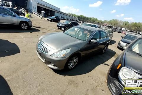 Photo of 2011 Infiniti G37