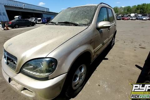 Photo of 2004 Mercedes-Benz Ml350