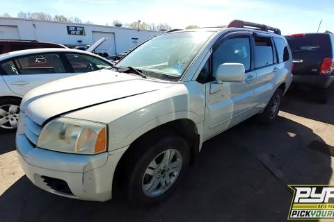 Photo of 2005 Mitsubishi Endeavor