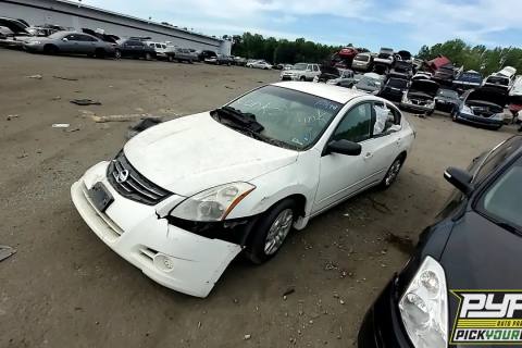Photo of 2010 Nissan Altima