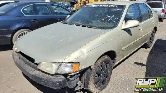 Photo of 1999 Nissan Altima