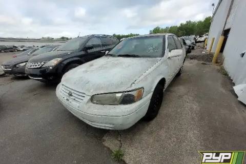 Photo of 1998 Toyota Camry