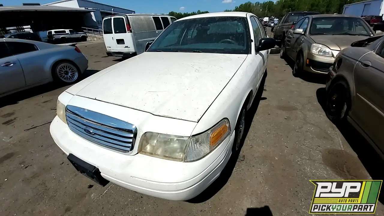Photo of 2001 Ford Crown Victoria