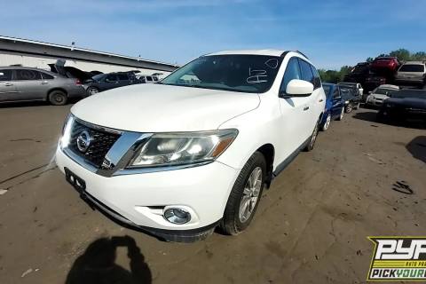 Photo of 2013 Nissan Pathfinder