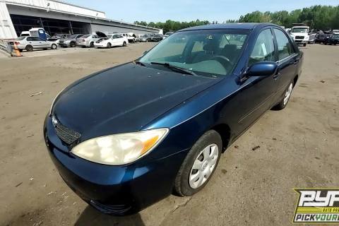 Photo of 2004 Toyota Camry