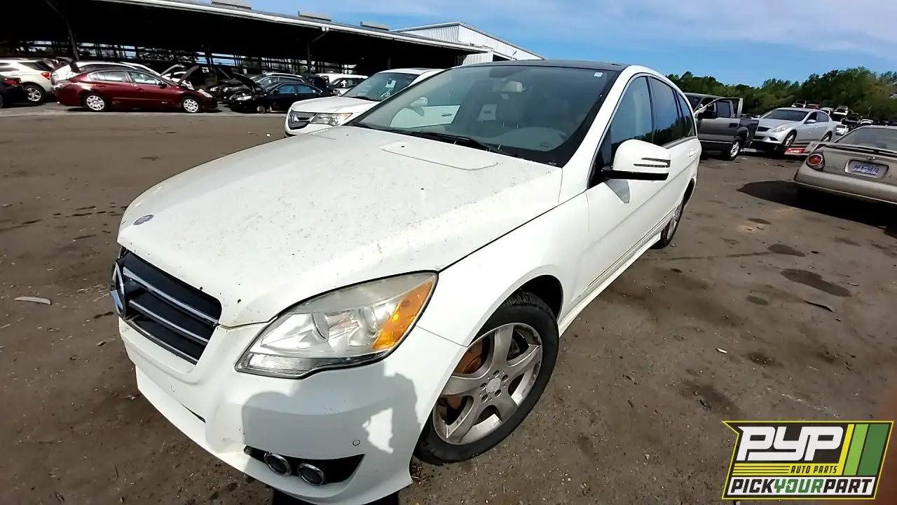 Photo of 2011 Mercedes-Benz R350