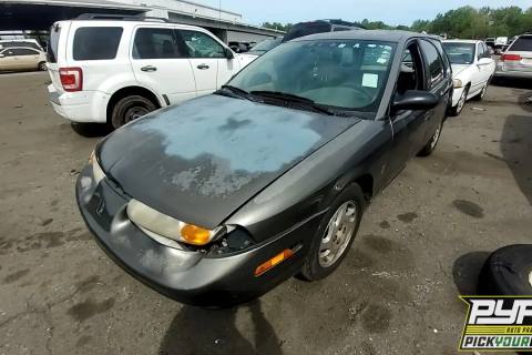 Photo of 2000 Saturn Sw2