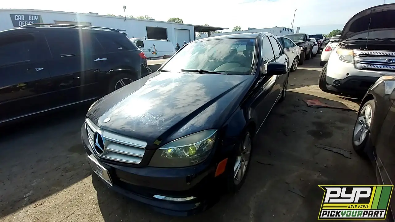 Photo of 2011 Mercedes-Benz C300
