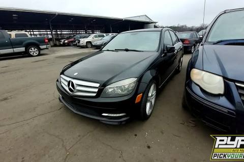Photo of 2011 Mercedes-Benz C300