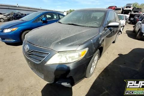 Photo of 2011 Toyota Camry