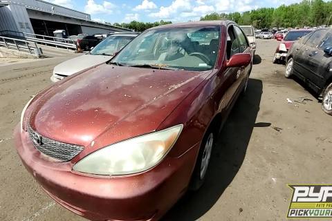 Photo of 2004 Toyota Camry